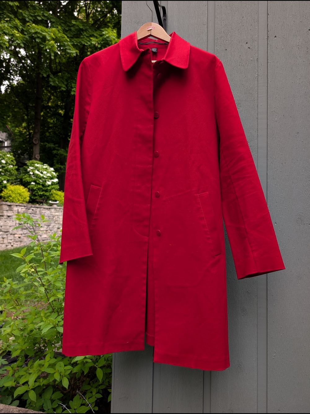 Classic Red Single-Breasted Trench Coat